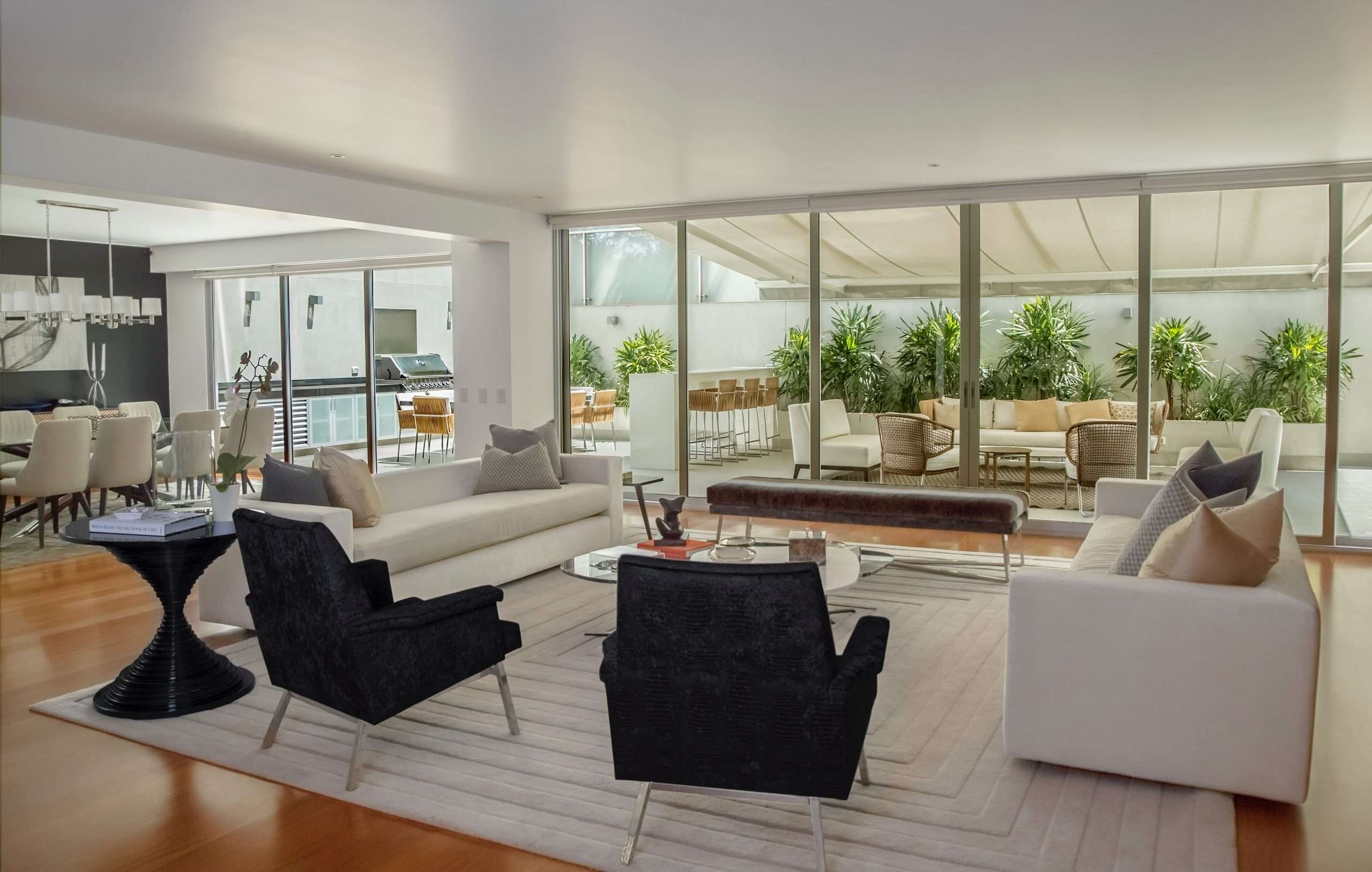 Montreal home sales hit eight year high in September photo by alberto-castillo-q-346020
